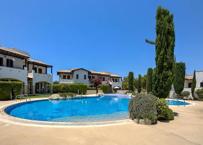 Junior Zeus, Hot Tub And Communal Pool, Aphrodite Hills *
