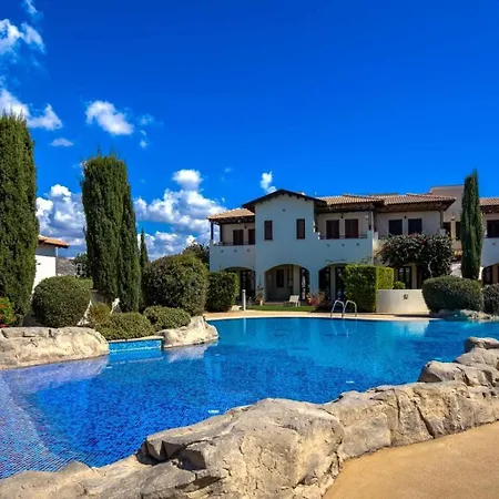 Junior Zeus, Hot Tub And Communal Pool, Aphrodite Hills *