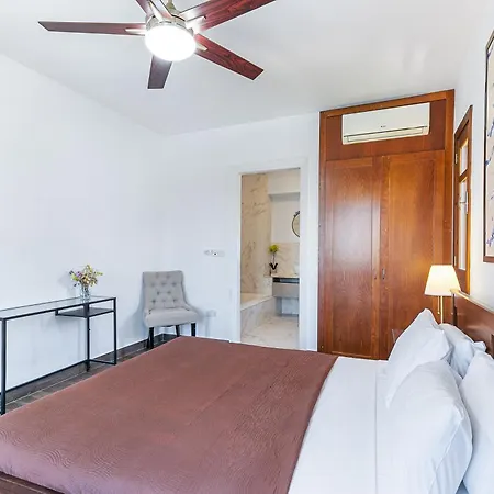 Villa Junior Zeus, Hot Tub And Communal Pool, Aphrodite Hills *