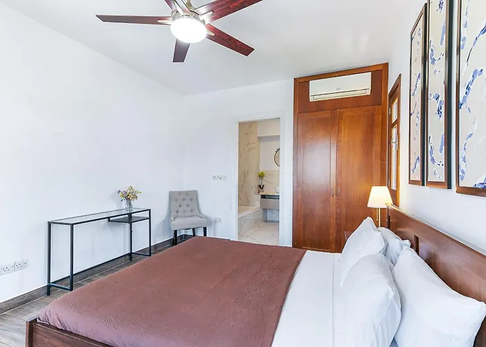 Villa Junior Zeus, Hot Tub And Communal Pool, Aphrodite Hills *