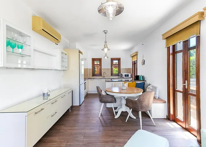 ヴィラ Junior Zeus, Hot Tub And Communal Pool, Aphrodite Hills